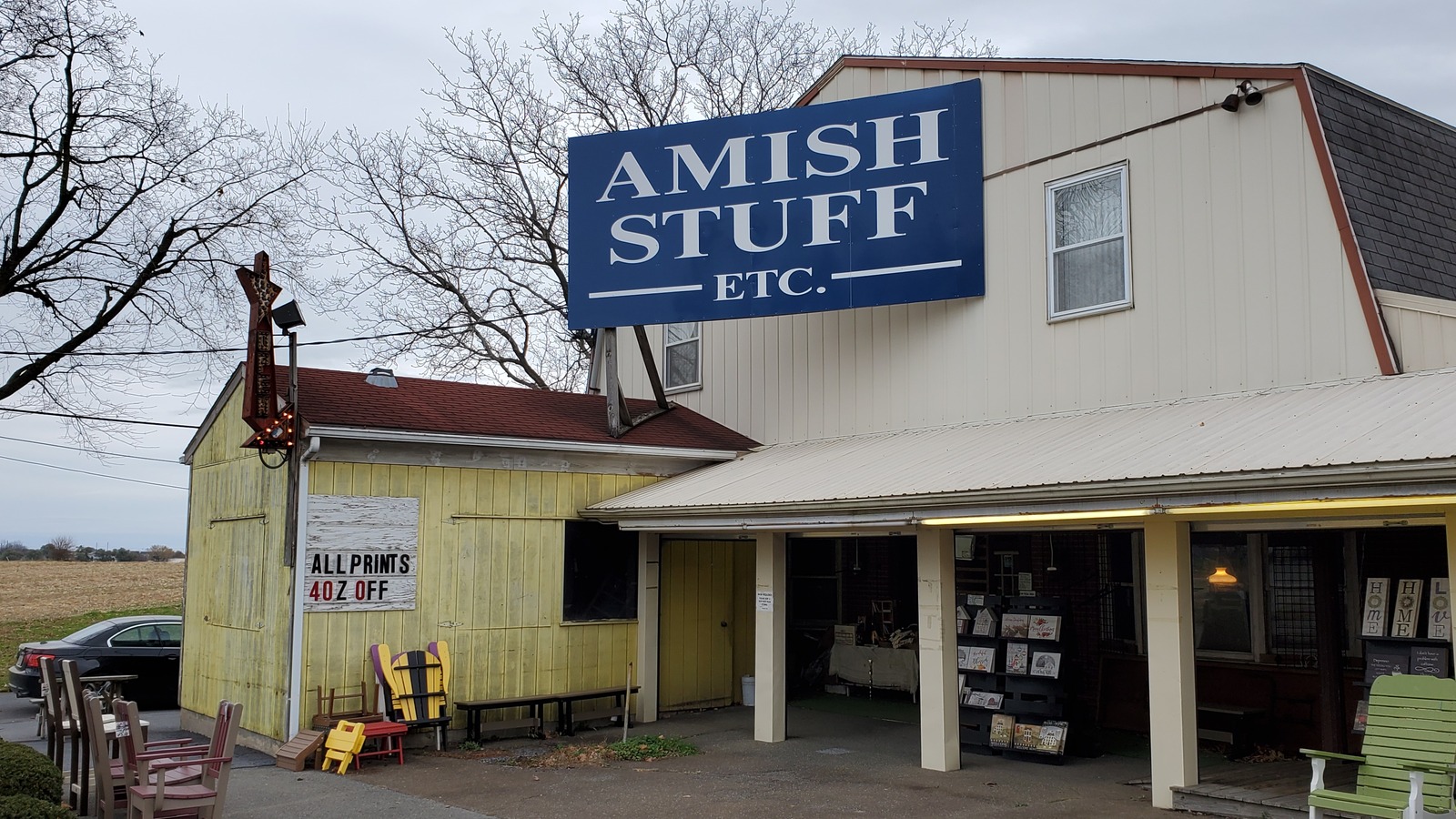 Amish Stuff Etc. building beside Dutch Haven in Ronks.