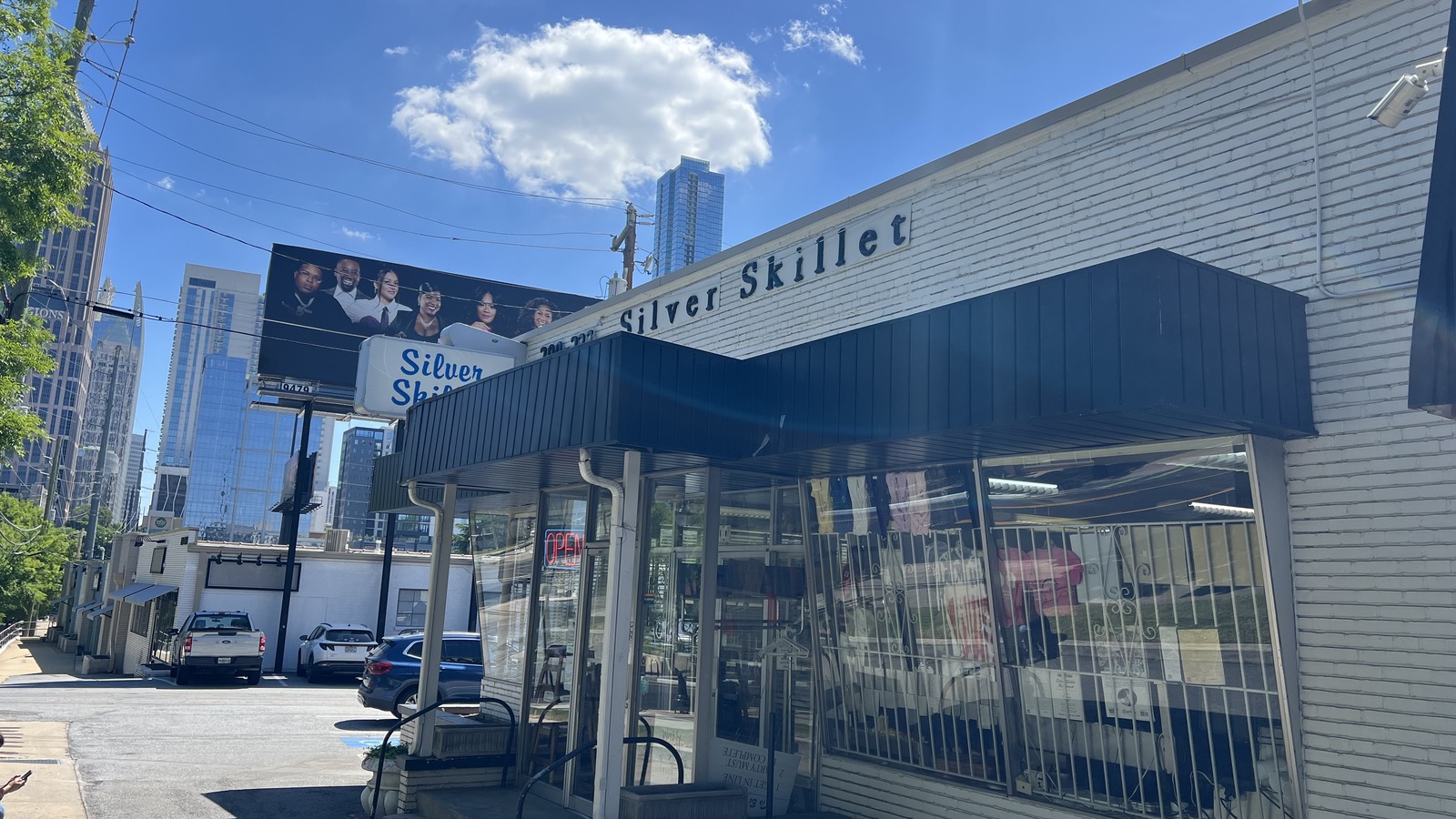 This 1956 Georgia Diner Still Serves World-Famous Country Ham And Red-Eye Gravy