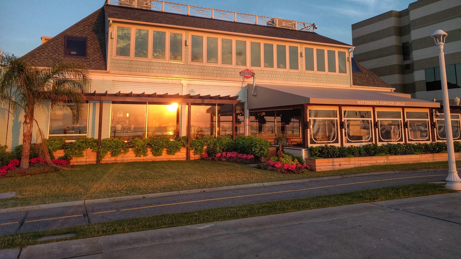 This Oceanfront Virginia Seafood Restaurant Is Home To The Original Orange Crush