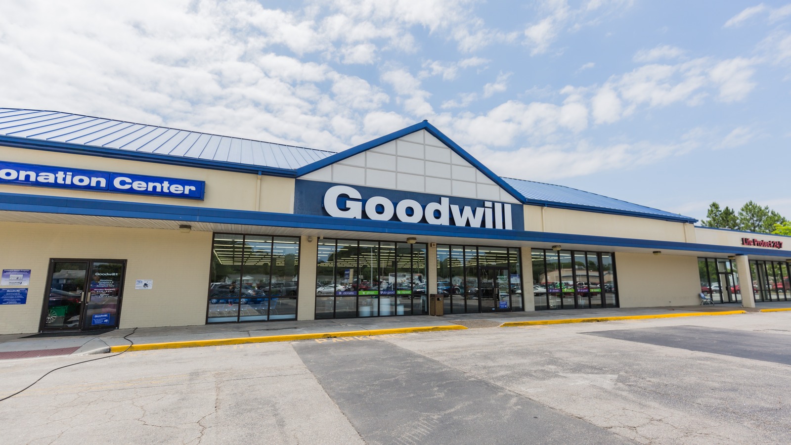 8 Best Thrift Stores in Virginia Beach, Virginia (2026 Guide)