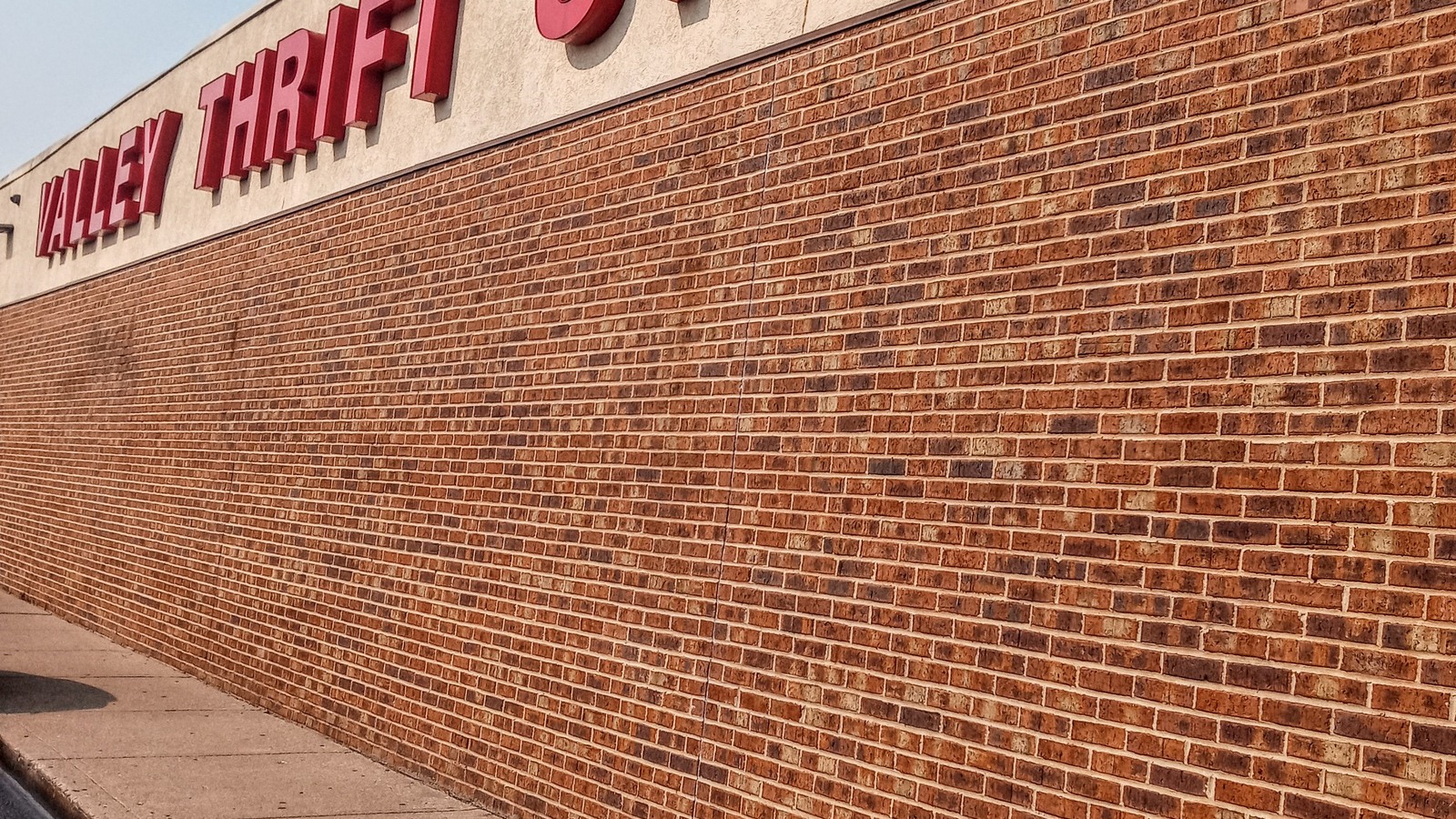 Red Valley Thrift Store sign across the brick building in Kettering Ohio