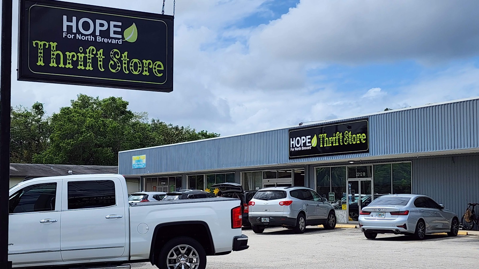 Hope For North Brevard Thrift storefront and parking area on Garden Street