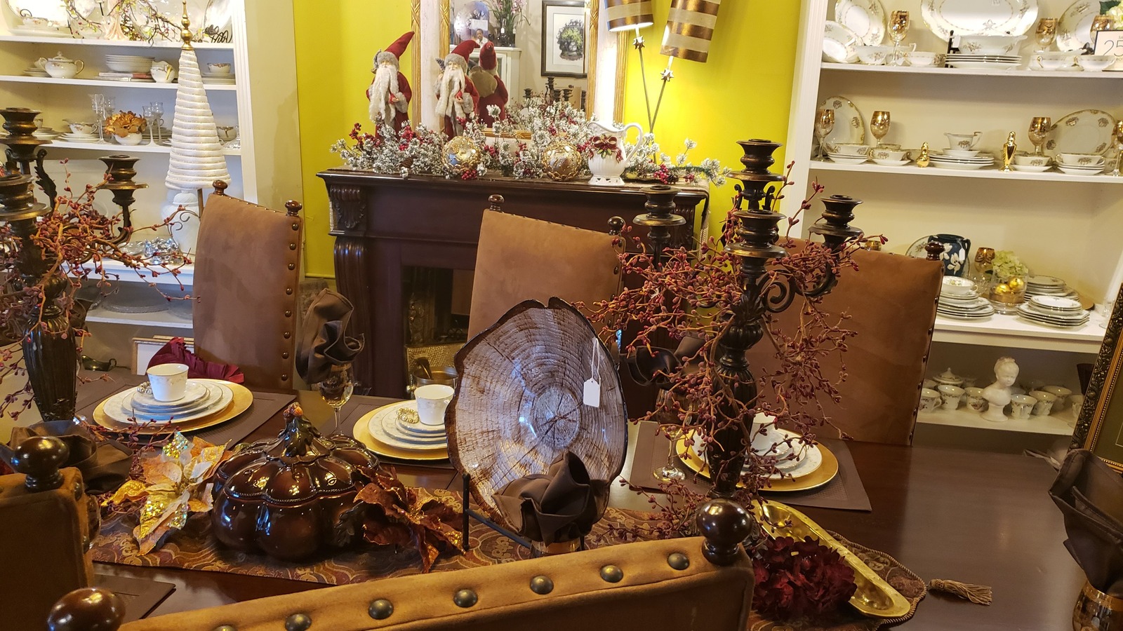 China, lamps, and decorative furnishings inside Anna's Closet in Gulfport