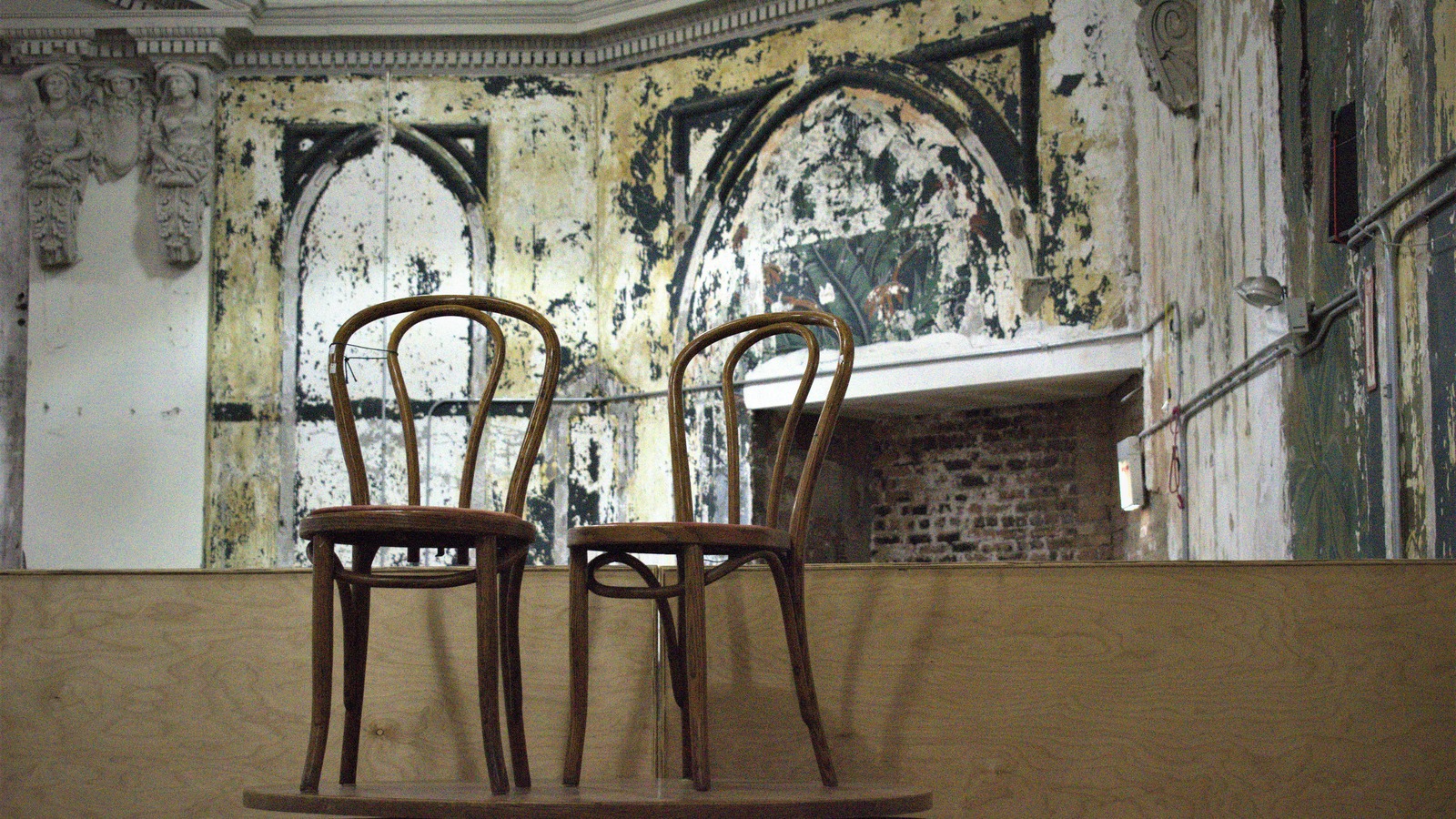 Vintage dining chair and table displayed at Brown Elephant in Chicago