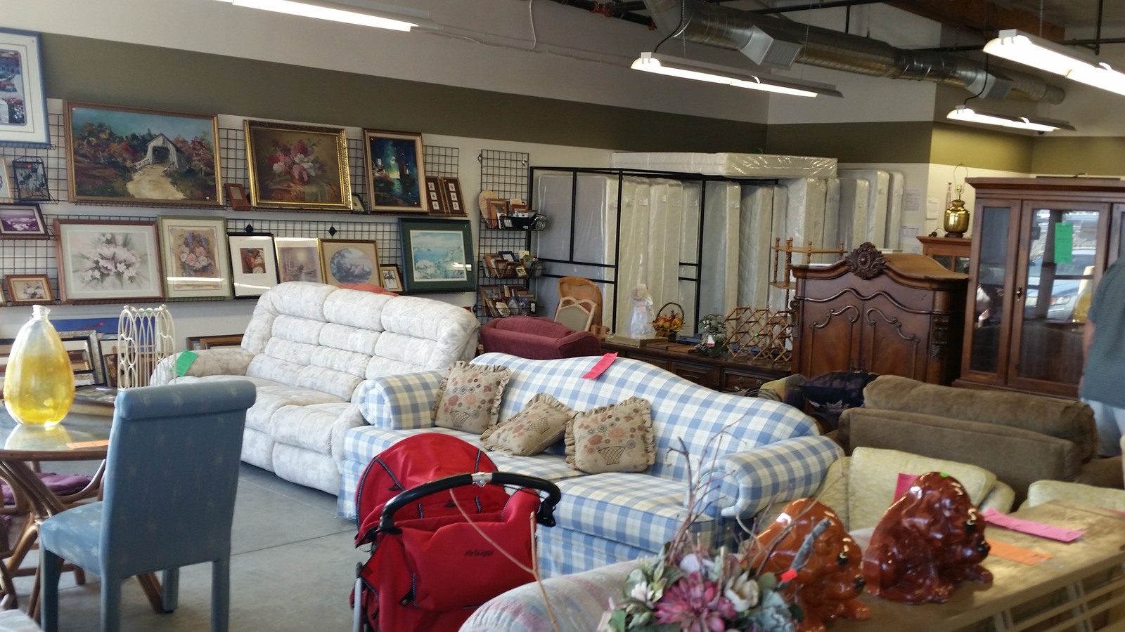 Beds, chairs, dressers, and home furnishings on the sales floor