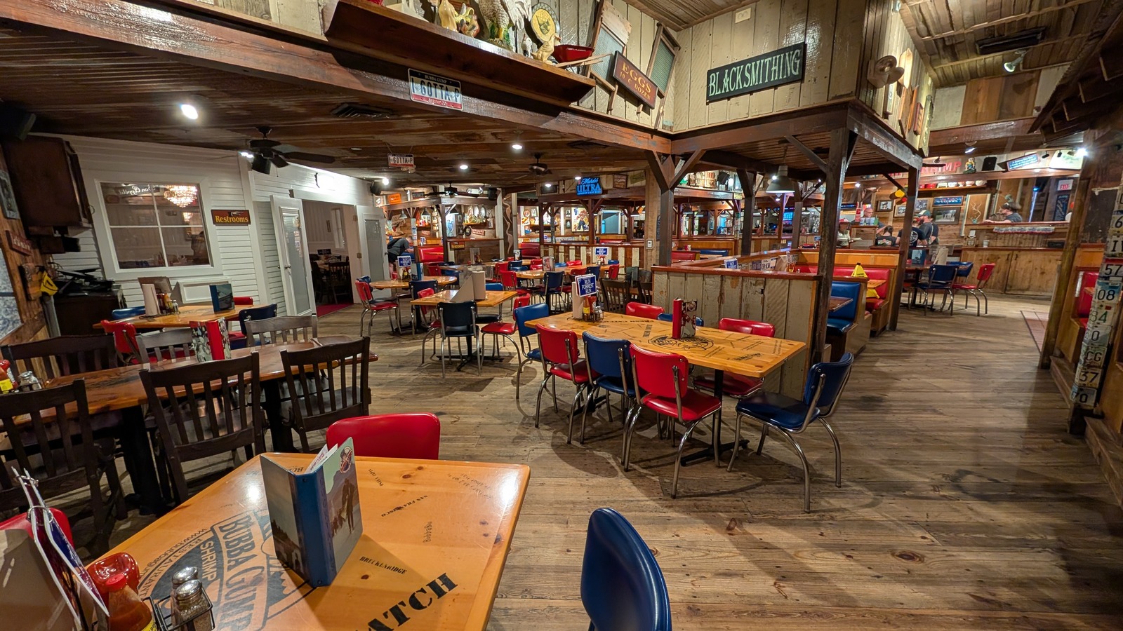 Colorful movie-themed dining room inside Bubba Gump Shrimp Co. at Universal CityWalk Orlando