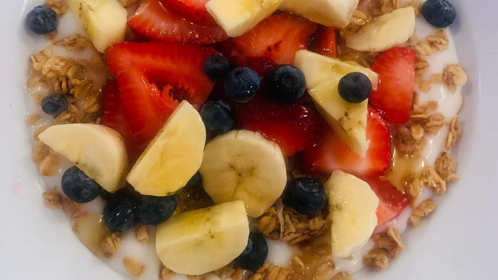 Fruit-topped oatmeal bowl at Diner 50 in Phoenix