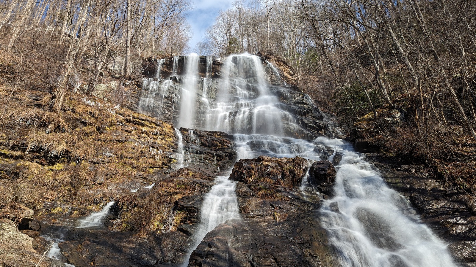 Full-height view of Amicalola Falls in leaf-off season