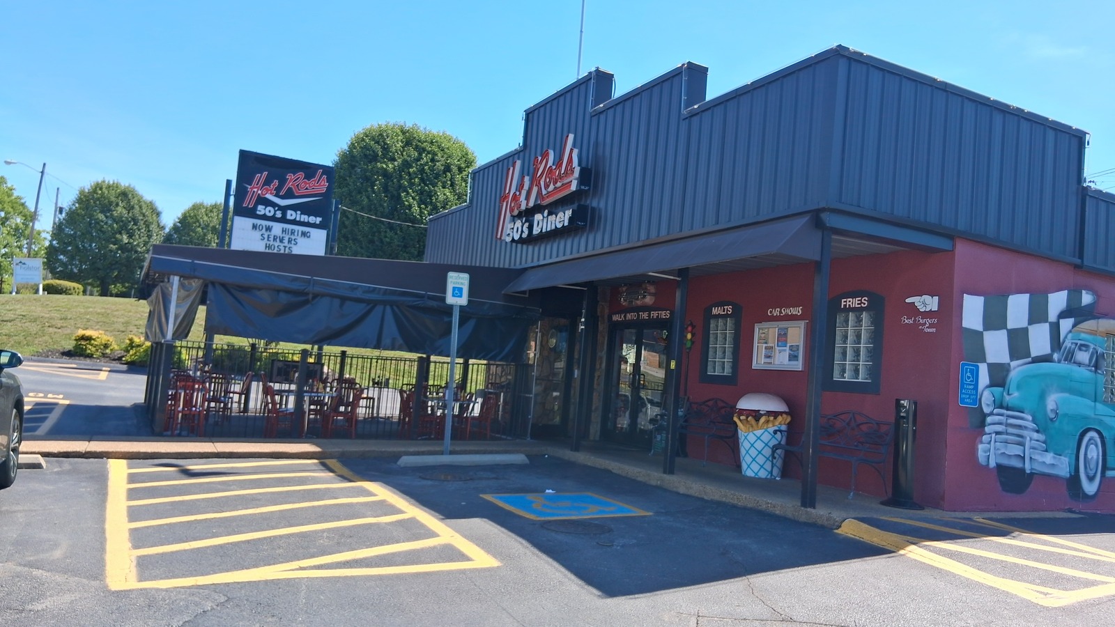This Retro Tennessee Diner Has Over 80 Burgers And A 50s Room That Feels Like A Joyride