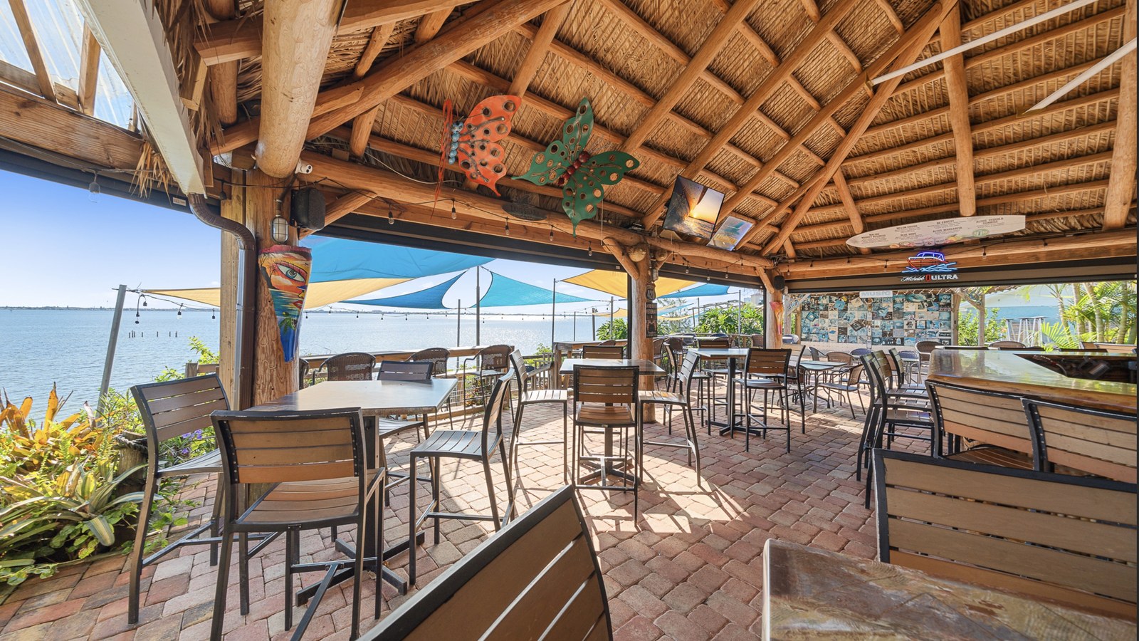 This 1950s Florida Seafood Restaurant Has Riverfront Tables And A Tiki Bar Worth Lingering Over