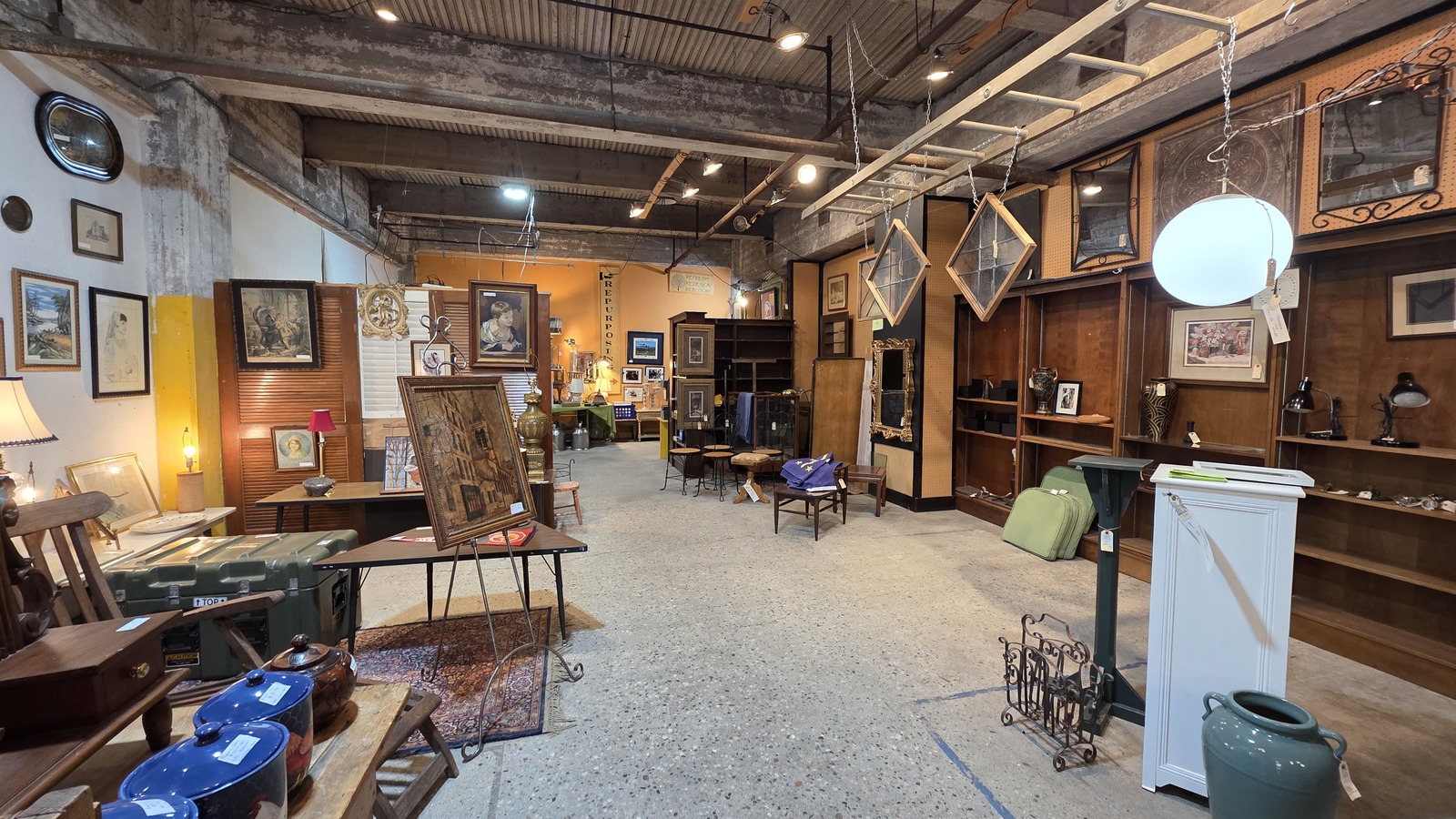 This Indianapolis Antique Market Fills A Two-Floor Factory With 200 Dealers And One Long Treasure Hunt