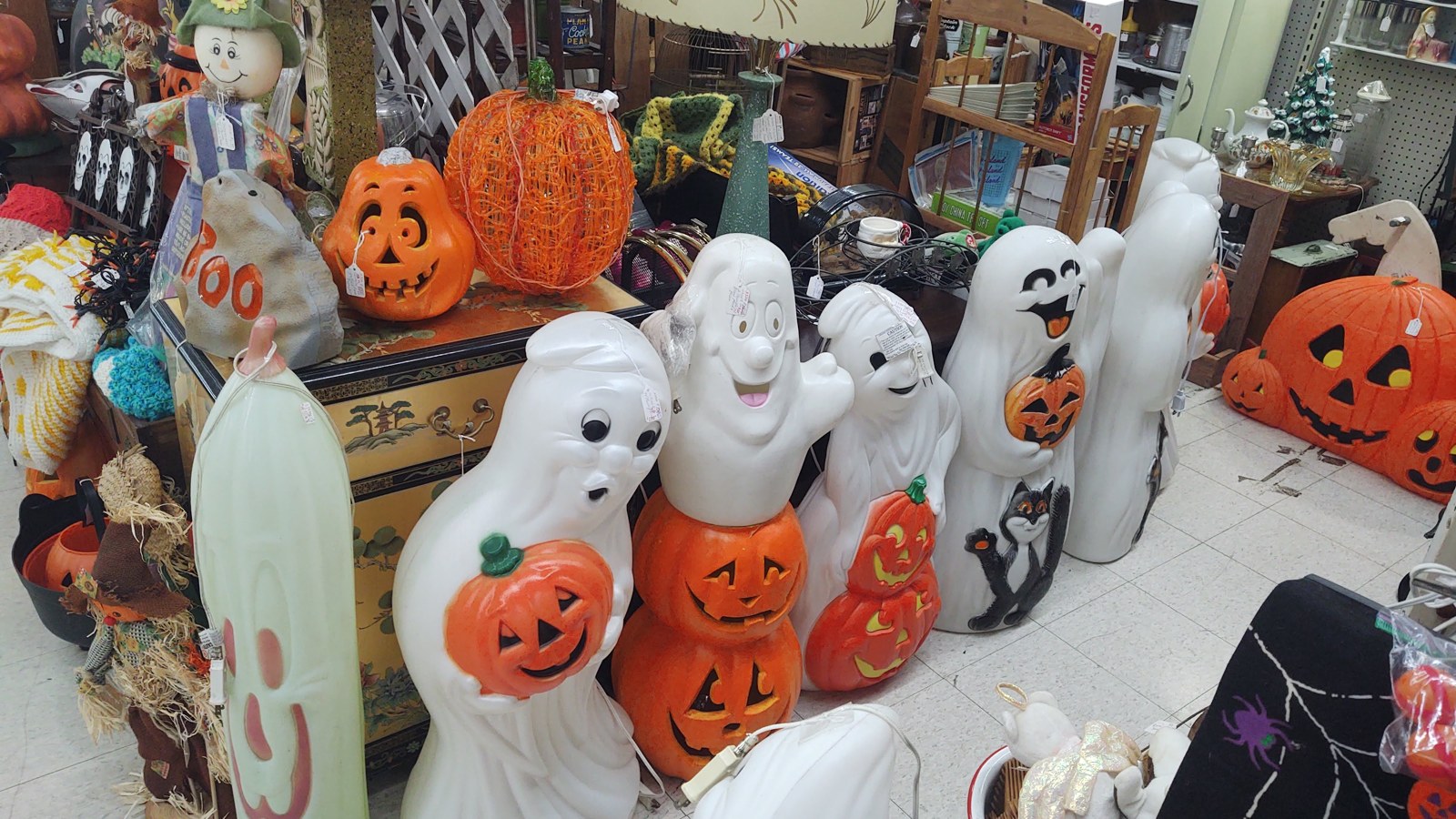 Vintage Halloween ghosts, pumpkins, and seasonal decor inside Maumee Antique Mall