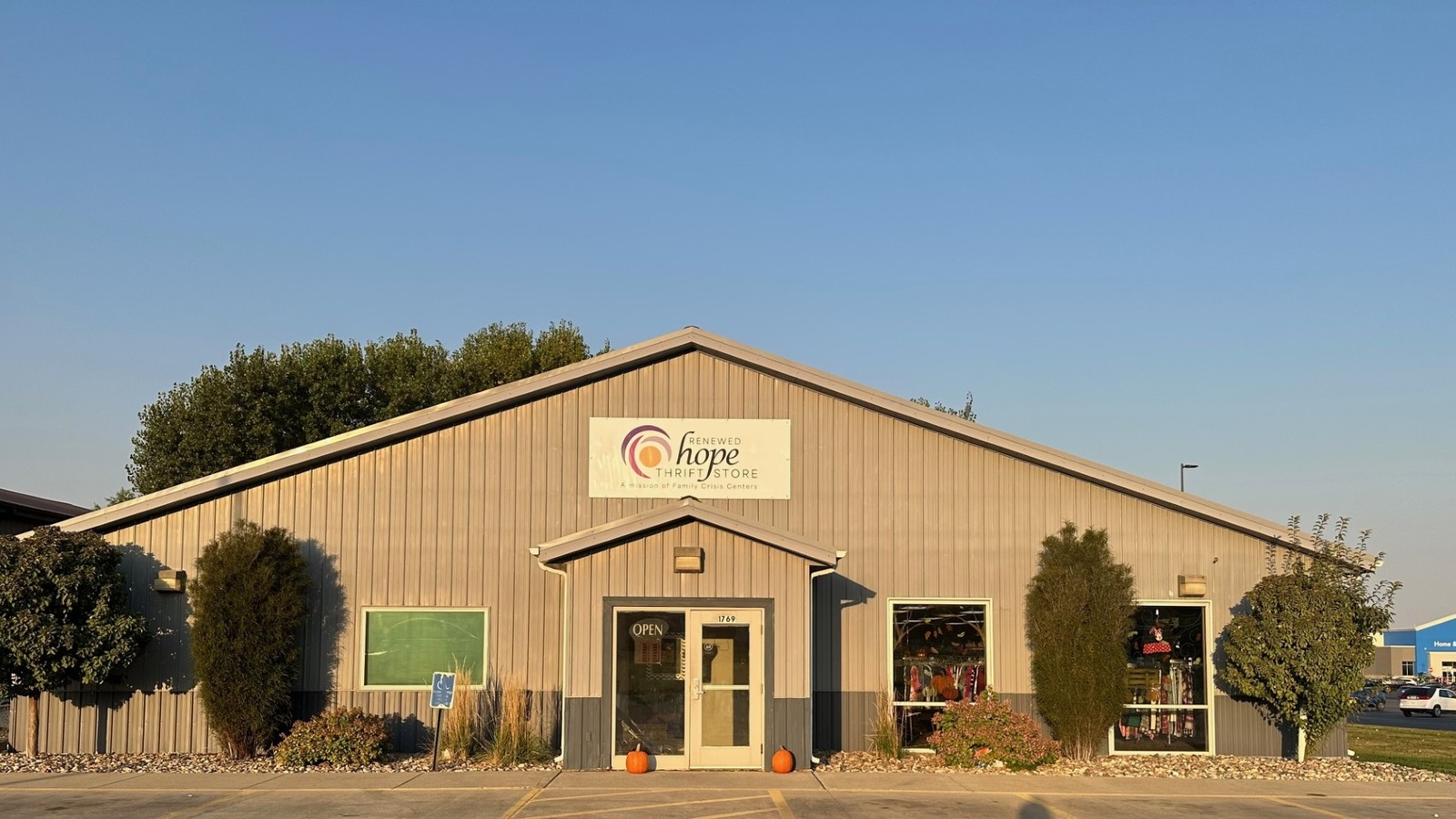 Renewed Hope Thrift Store entrance on Second Avenue in Sioux Center