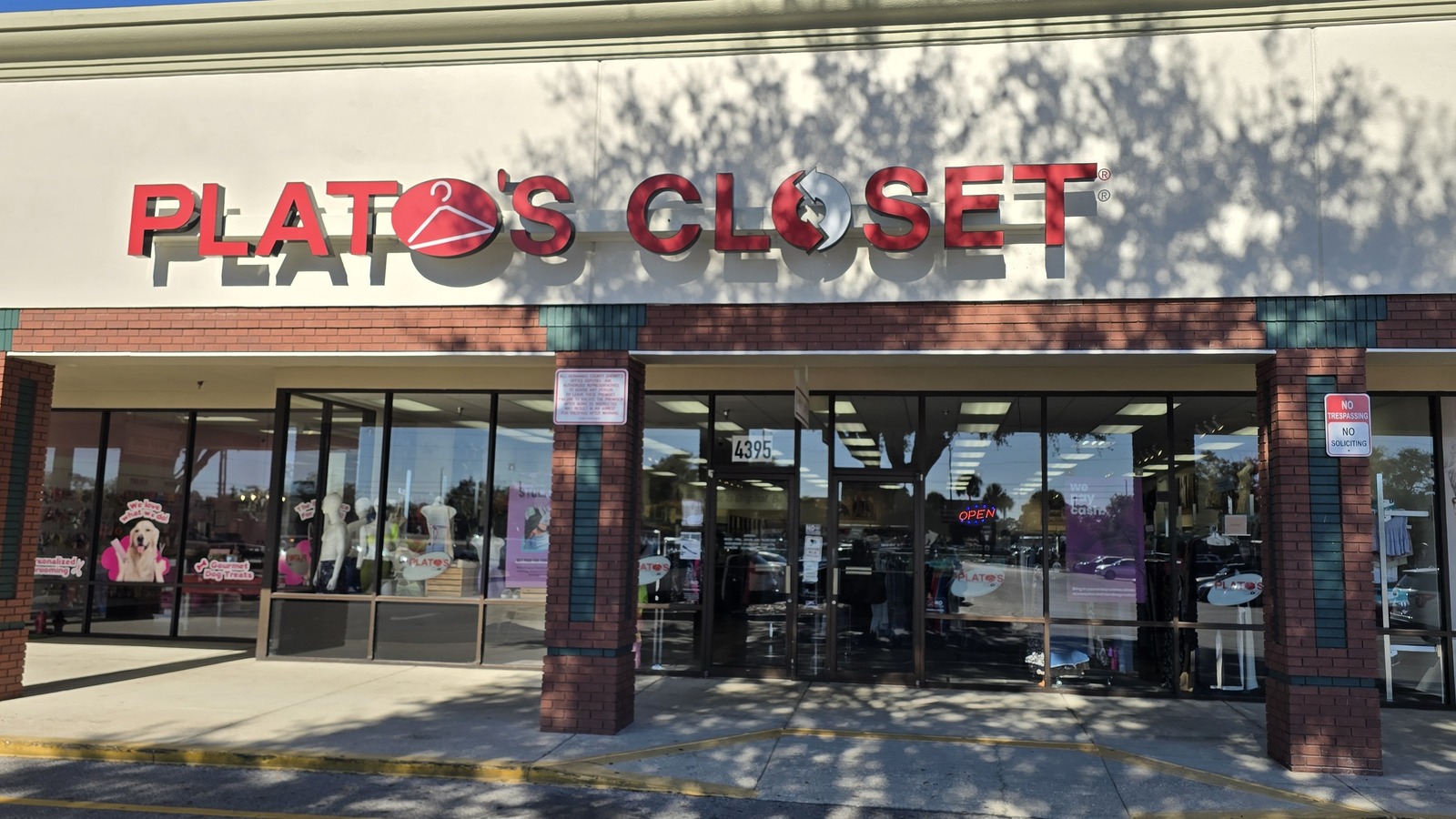 Plato's Closet storefront on Commercial Way in Spring Hill Florida