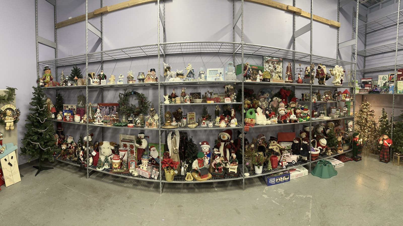 Secondhand merchandise at PossAbilities Thrift Boutique Phillipsburg in Phillipsburg, New Jersey